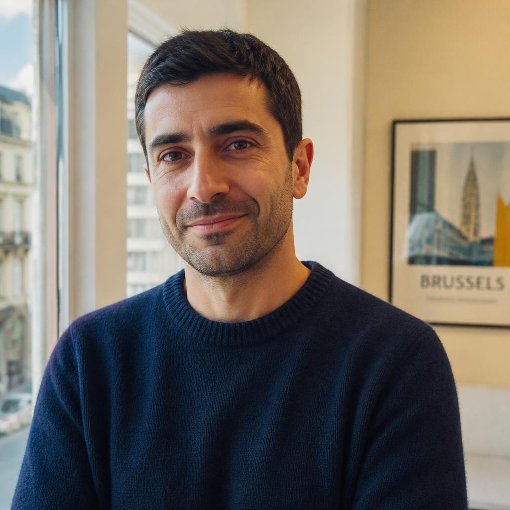 Portrait de Erion Dega, Cofondateur — relation client et développement de Salerys